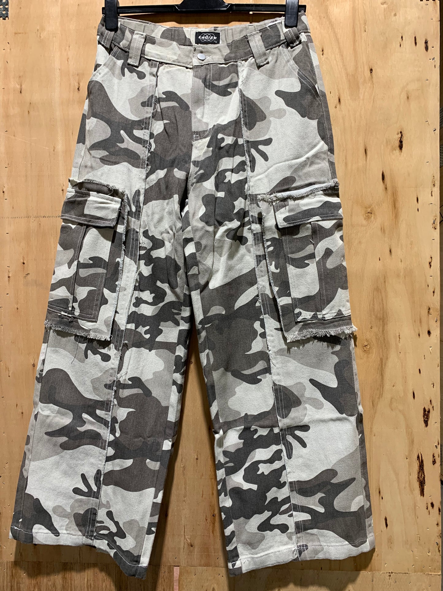 Vintage Gray Camo Wide-Leg Cargo Pants